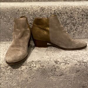 Minelli Tan and Gold Ankle Boots